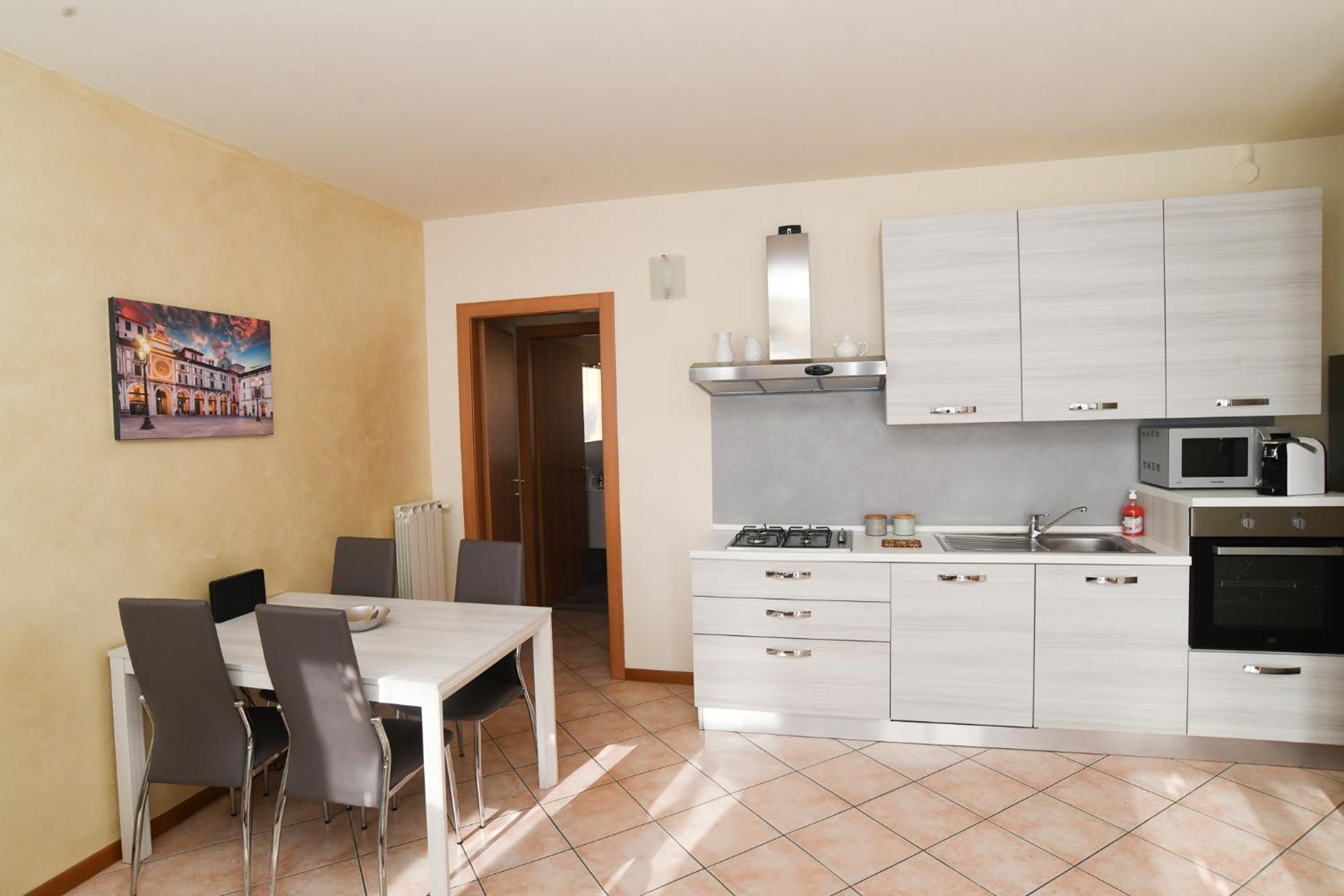 Rovato Entire Apartment In The Capital Of Franciacorta Exterior photo