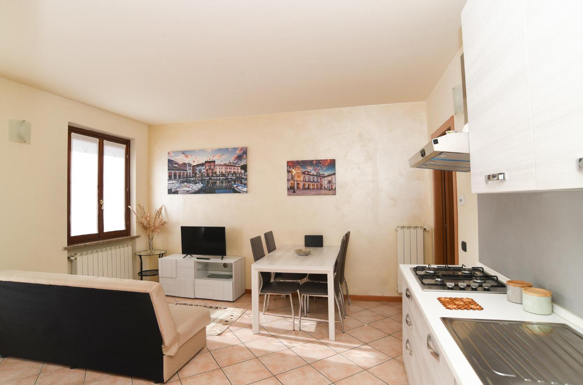 Rovato Entire Apartment In The Capital Of Franciacorta Exterior photo